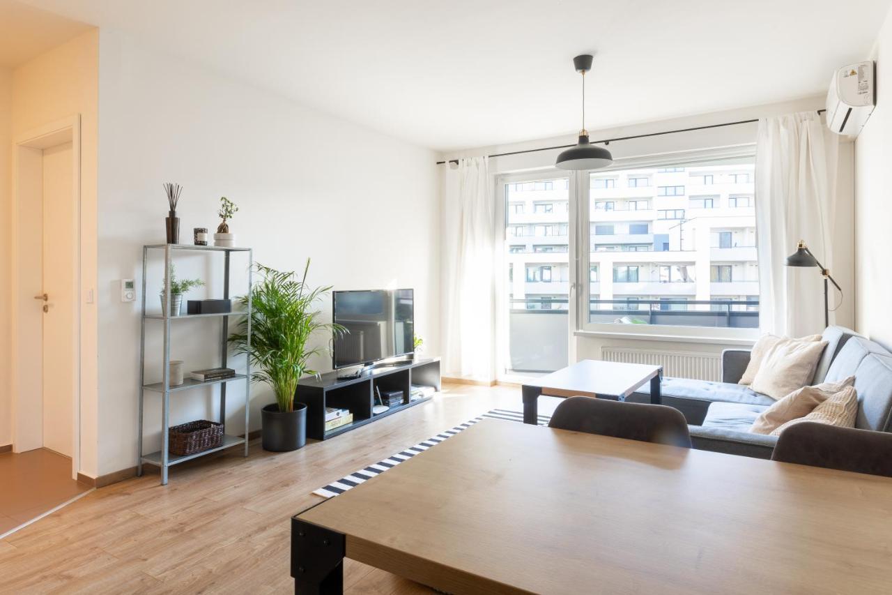 Quiet & Cozy Apartment Old Town - Free Underground Parking Kosice Exterior photo